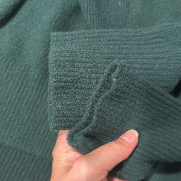 Abercrombie & Fitch Soft A&F Collection Crewneck Sweater - Picture 6 of 9